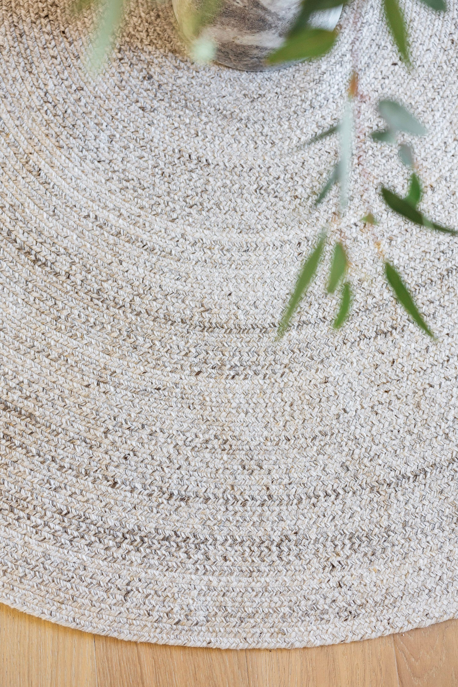 Azalea Handmade Rug - Light Gray - Image 3