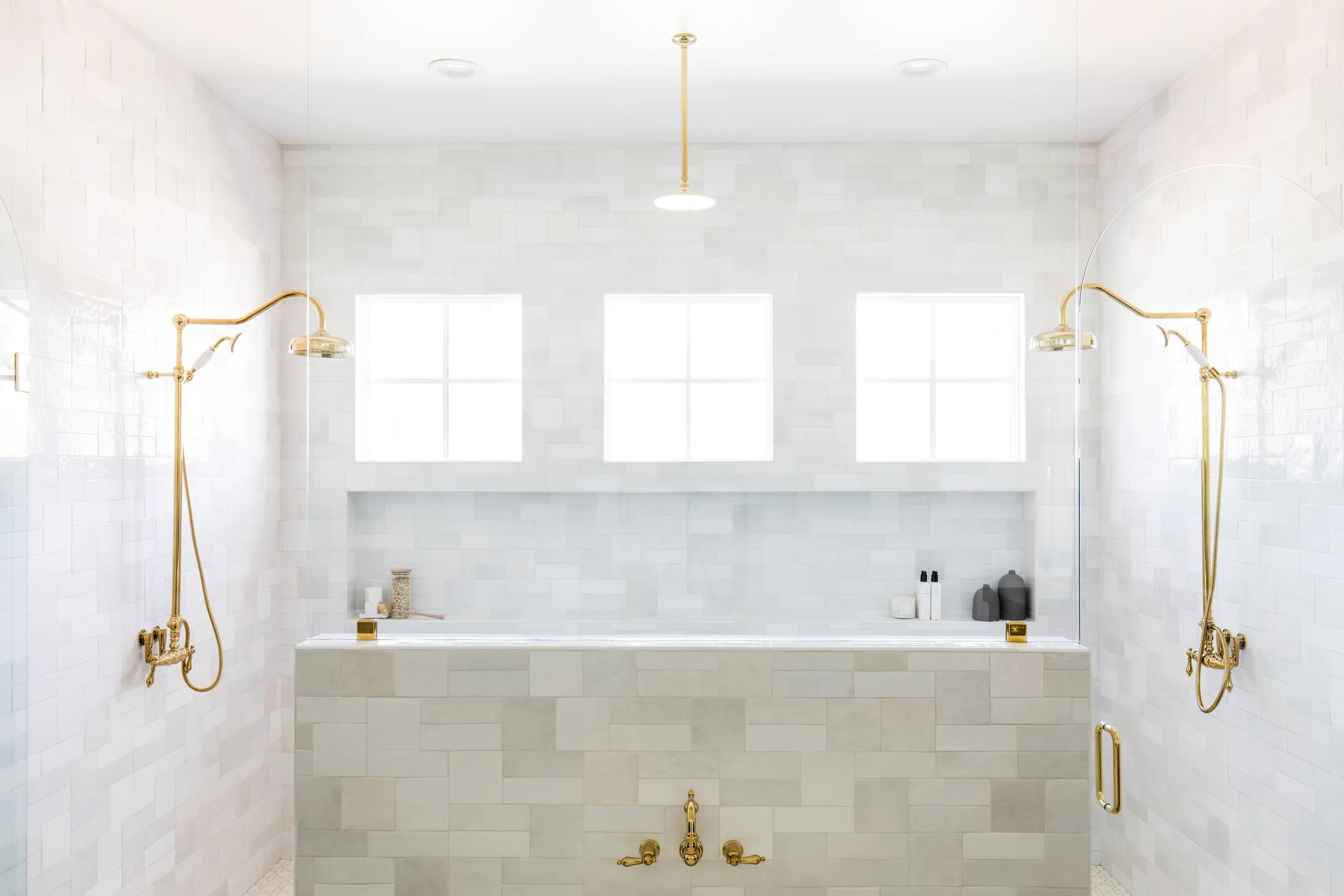 Heritage Wall Mount Roman Tub Faucet - Image 3