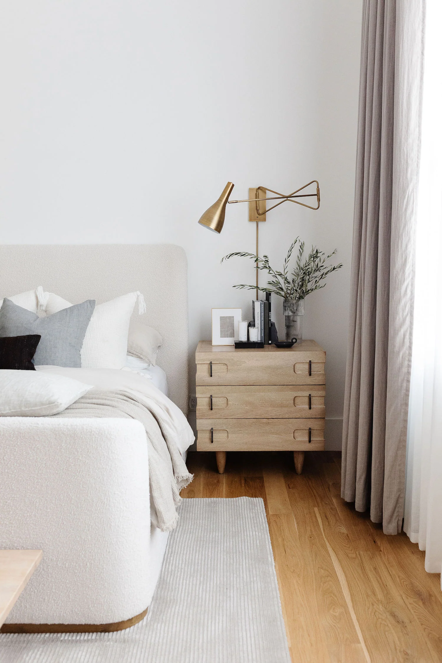 Lenz Swing Arm Wall Sconce - Image 4