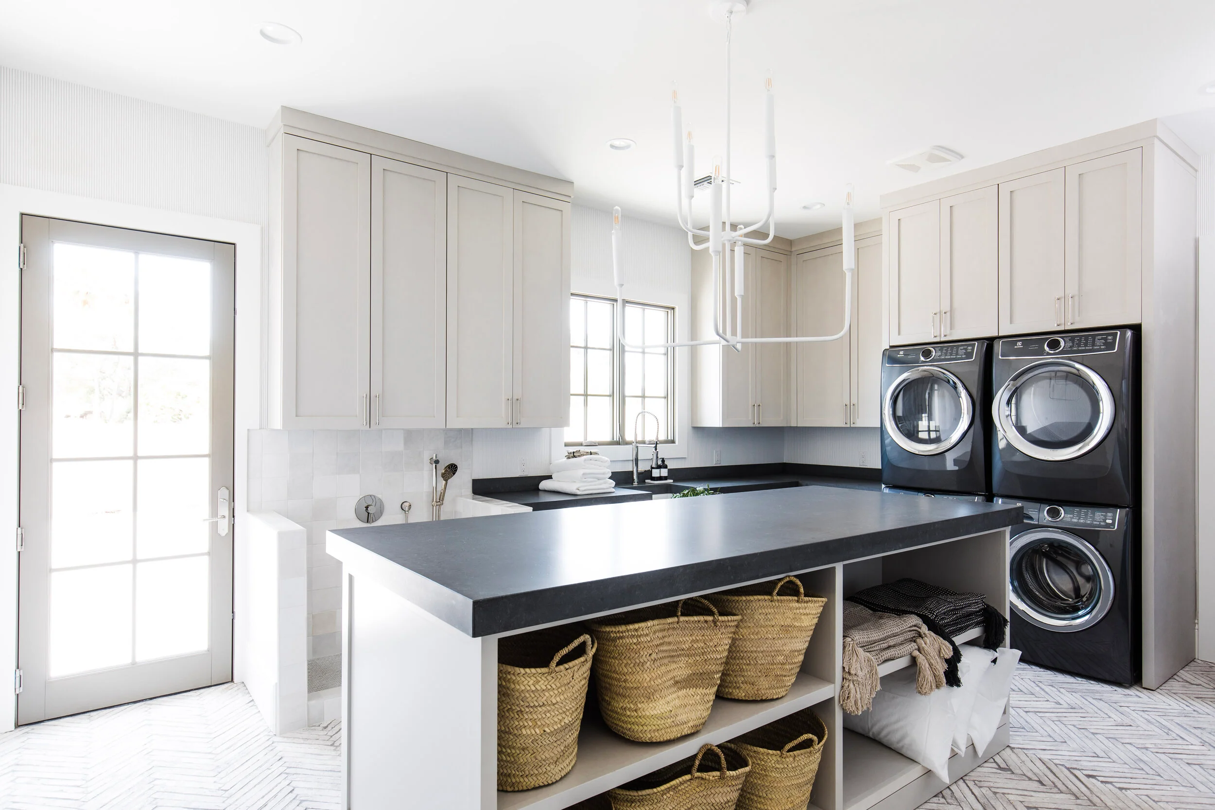 Mercer 2-Tier Chandelier - Image 5