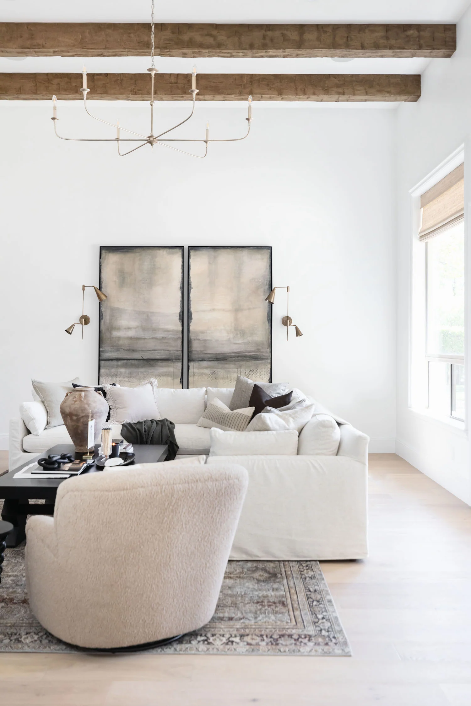 Nottaway Large Chandelier - Image 10