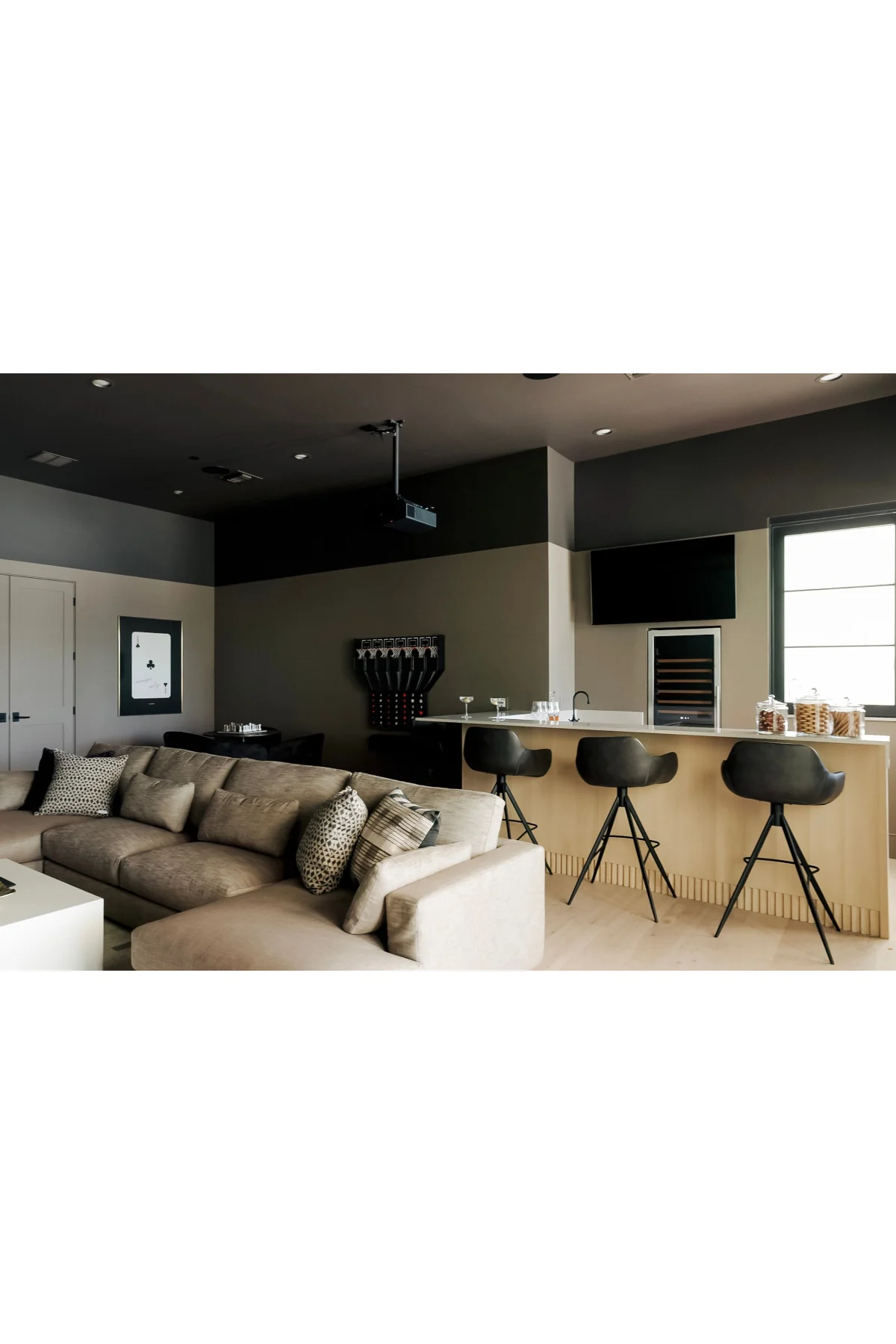 Owen Swivel Barstool - Image 4