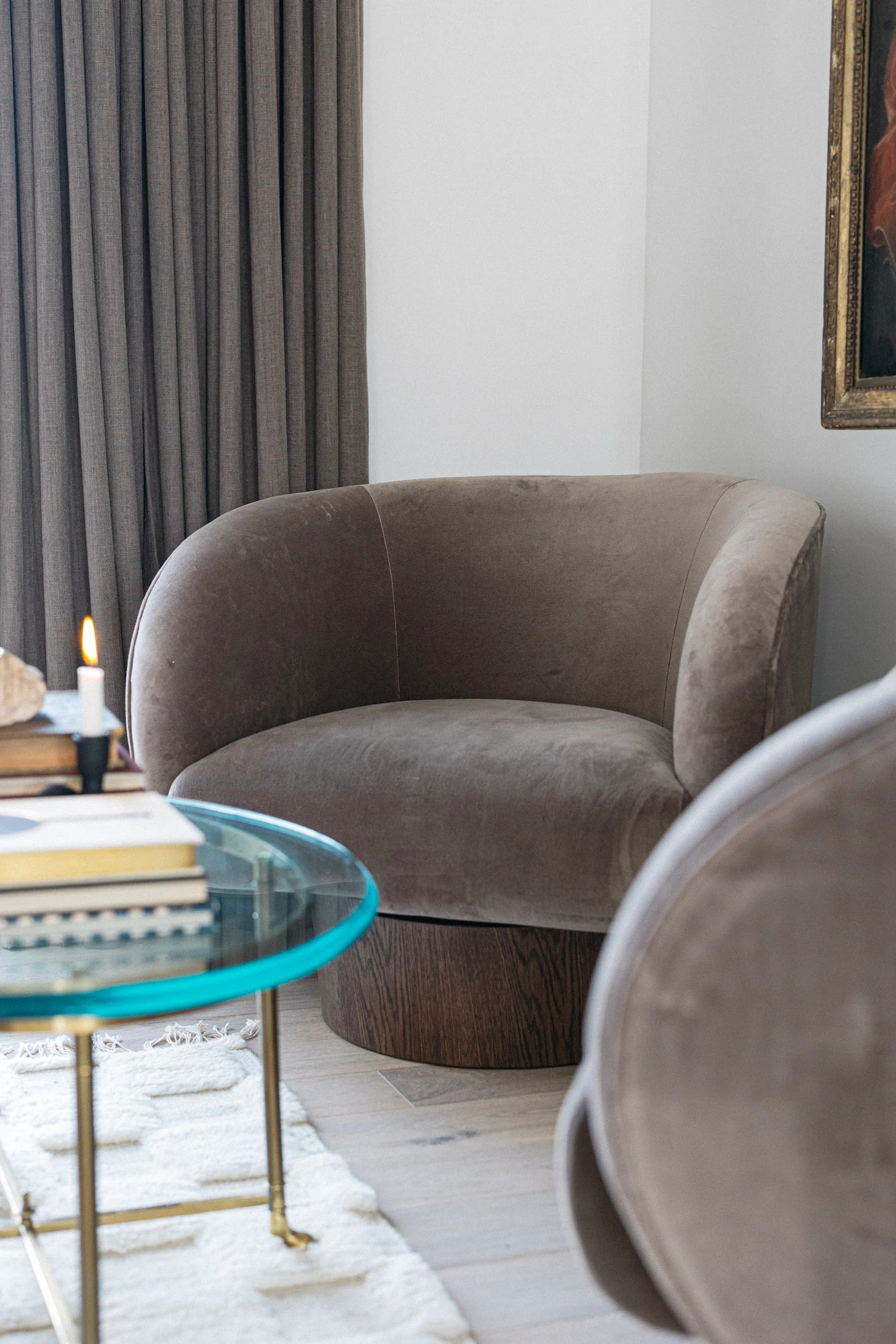 Rotunda Swivel Accent Chair - Image 4