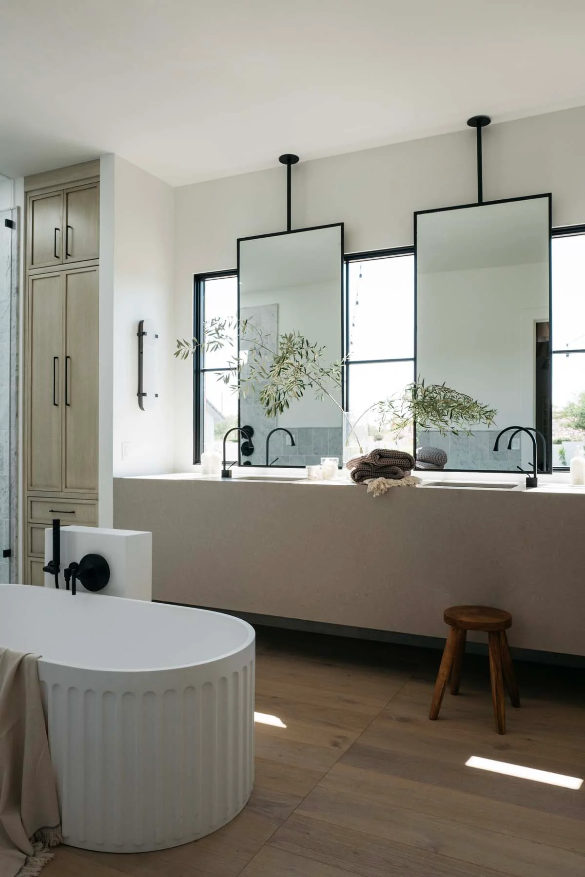 Skylar Sconce - Image 3