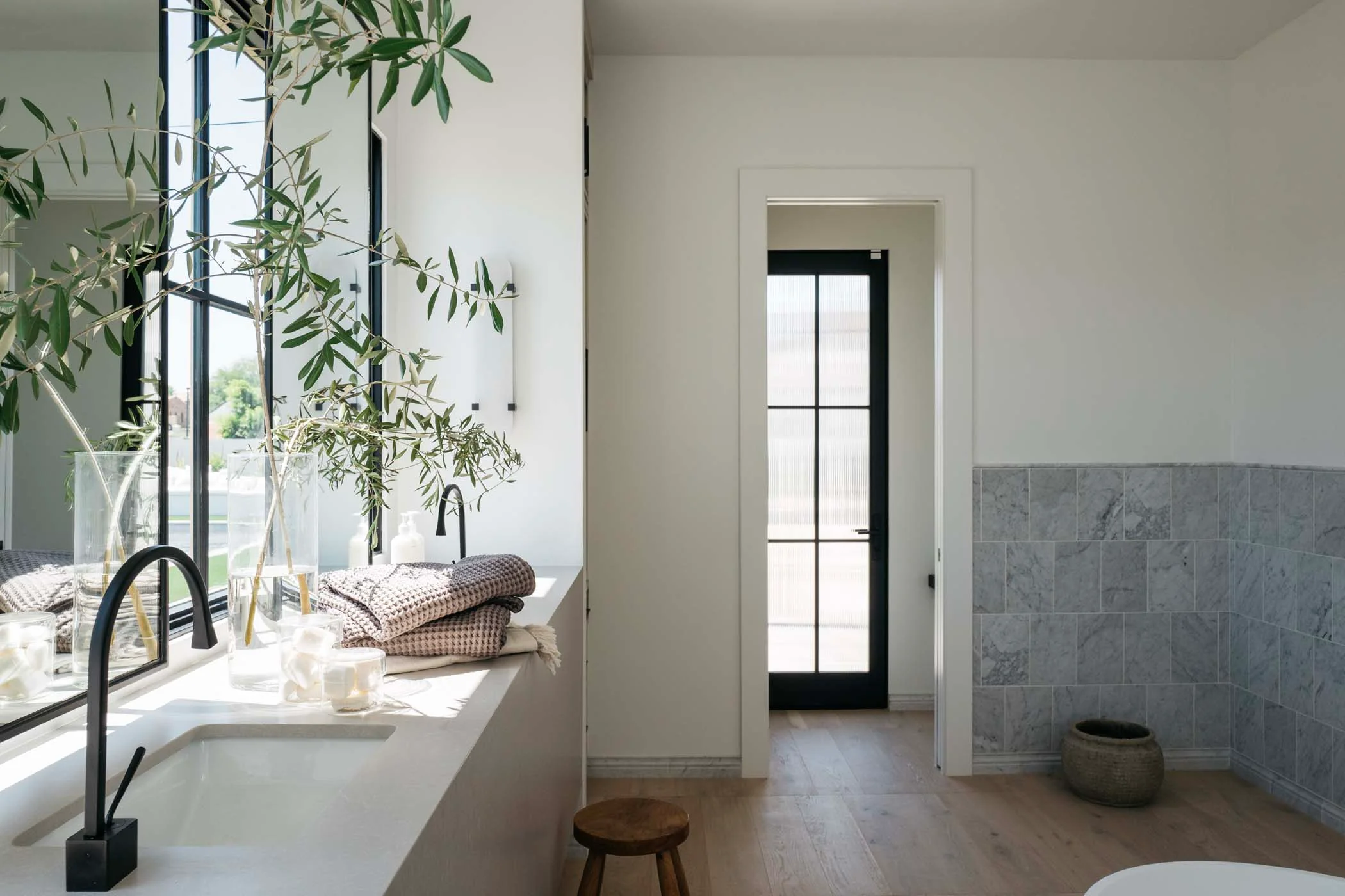 Skylar Sconce - Image 5